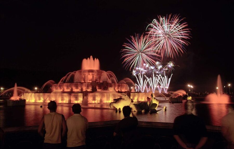 2 Hour Chicago Pier Fireworks & Evening Segway Tour - Starting at Columbus Drive and Monroe Street