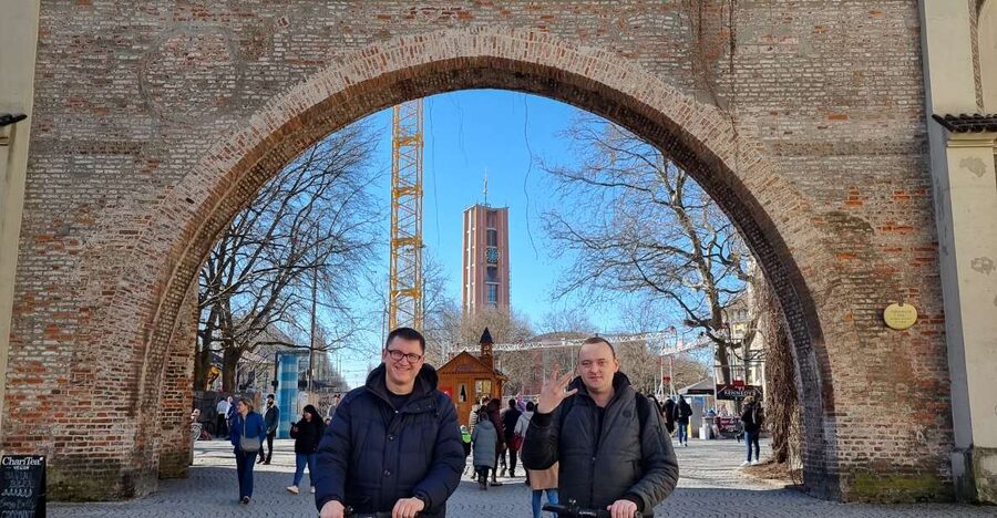 2 Hours Munich: VIP Private Segway Tour - Learning the Segway before Munich begins