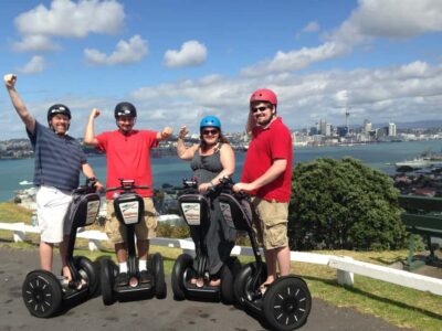 Auckland: Segway Tour to Mount Victoria