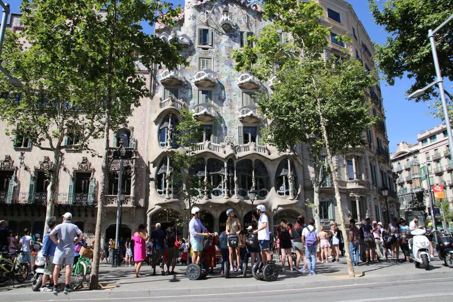 Barcelona: 2.5-Hour Gaudí Segway Tour - What $42 gets you