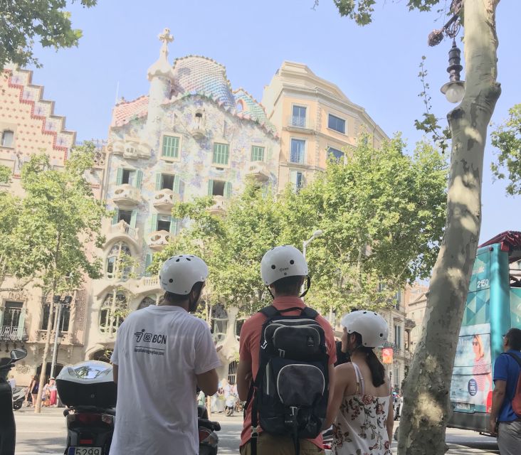 Barcelona: 2.5-Hour Gaudí Segway Tour - Casa de les Punxes and Barcelona’s competing architects