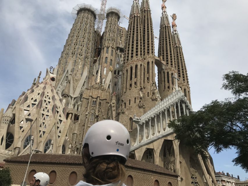 Barcelona: 2.5-Hour Gaudí Segway Tour - Guide quality makes a real difference