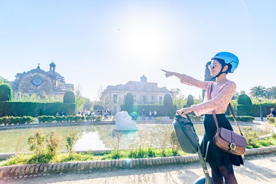 Barcelona: City and Seafront Guided Segway Tour - How the guides handle beginners and groups