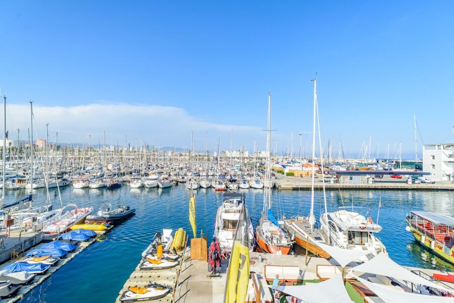 Barcelona: City and Seafront Guided Segway Tour - Starting with Roman Barcelona at Plaça dels Traginers