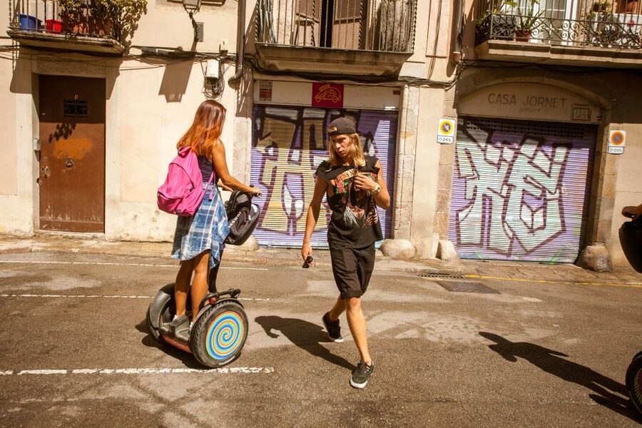 Barcelona: City Highlights Guided Segway Tour - Comfort, safety, and who should book