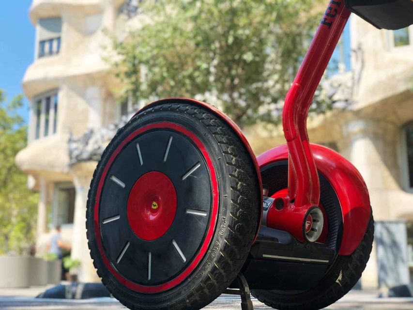 Barcelona: Gaudí Sightseeing Guided Segway Tour - Paseo de Gracia and Gaudí’s famous façades
