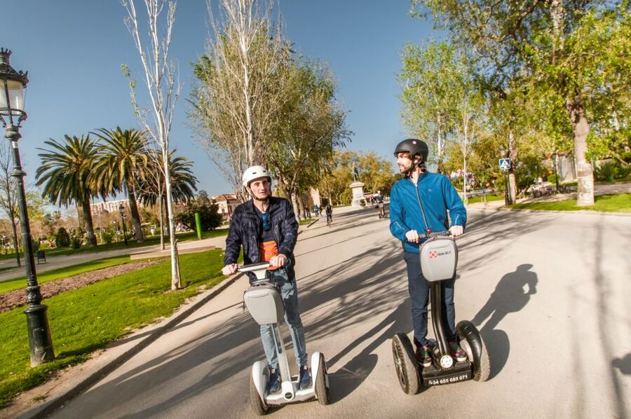 Barcelona Insiders Segway Tour 1.5h - Key points to know before you book