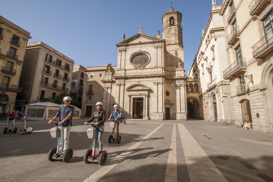 Barcelona Insiders Segway Tour 1.5h - Who should book this ride?