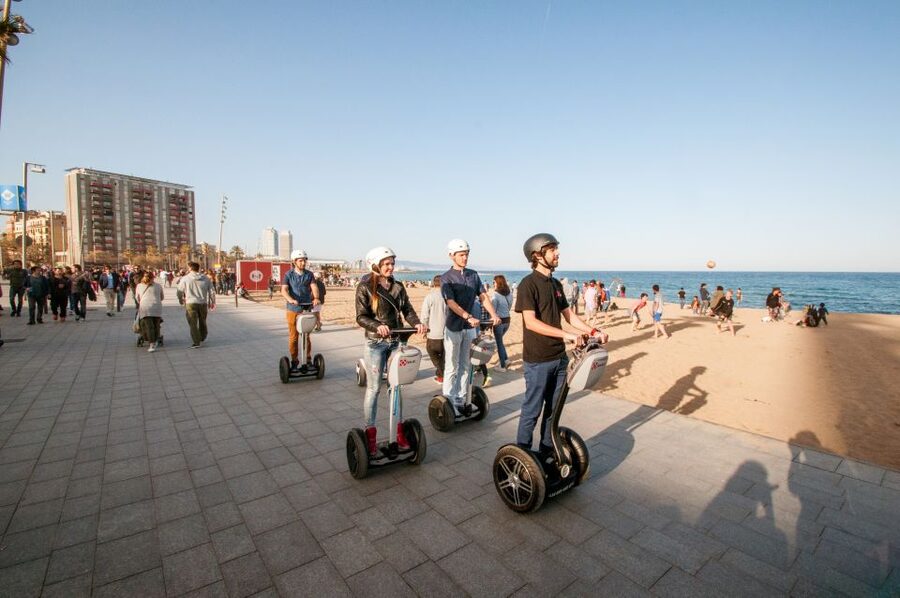 Barcelona Insiders Segway Tour 1.5h - Columbus Memorial and the old harbor