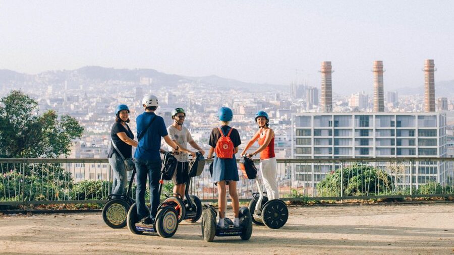 Barcelona: Montjuïc Guided Segway Tour - What the guide adds to the ride