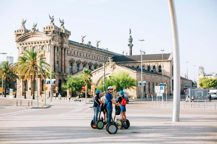 Barcelona: Montjuïc Guided Segway Tour - Practical details that affect your choice