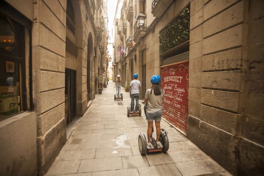 Barcelona: Old Port and Gothic Quarter Guided Segway Tour - Roman walls and the Gothic Quarter