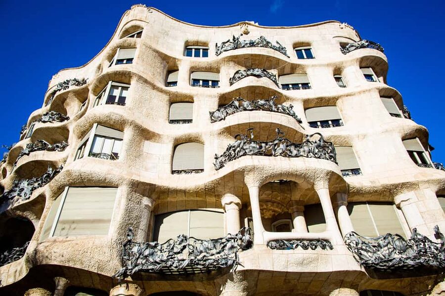 Barcelona Segway Tour: ❤️Gaudi Highlights❤️ - Casa Batlló and Gaudí’s playful facade