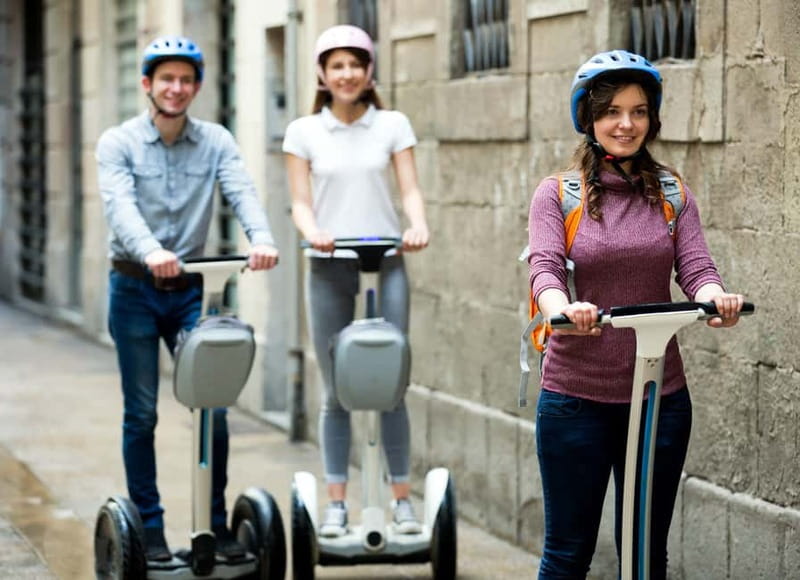 Bari: Sightseeing Segway Tour - Focaccia gives the ride a local finish