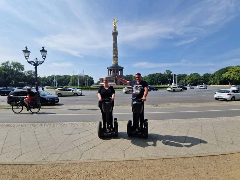 Berlin: guided Segway tour in the heart of the city - Starting between the Jewish Museum and Axel Springer Verlag