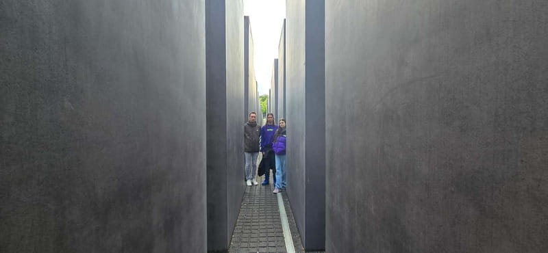 Berlin: guided Segway tour in the heart of the city - Seeing the Berlin Wall up close