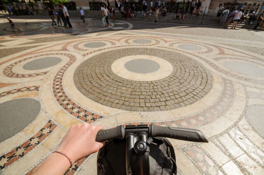 Budapest: Segway Sightseeing Tour - St. Stephen’s Basilica and inner Pest