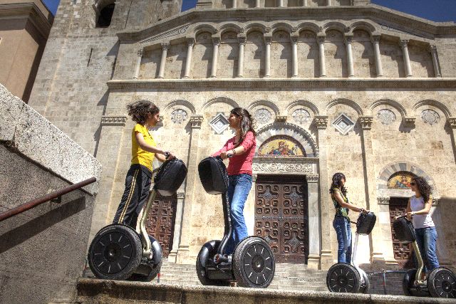 Cagliari: Guided Segway Tour - From the Marina quarter to Cagliari’s upper city