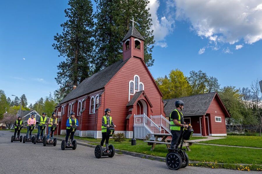 Coeur d'Alene: City Highlights Segway Tour - City Park and the Fort Sherman chapel