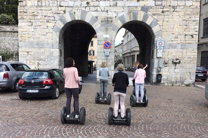 CSTRents - Como Centro Storico Segway PT Authorized Tour - Local stories give the ride more purpose