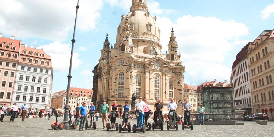 Dresden: Segway Tour Along the Elbe and Old Town - Starting beside the Elbe at Königsufer