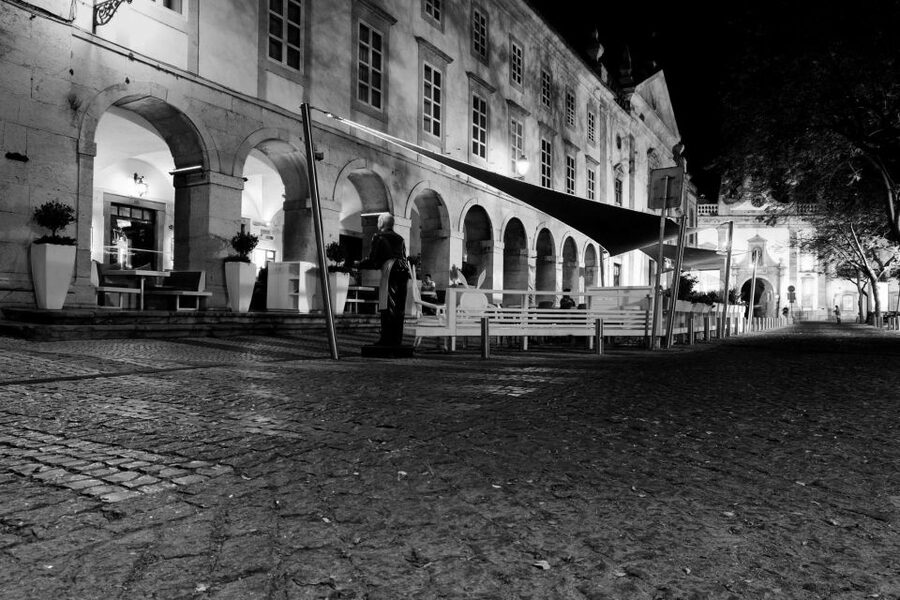 Faro: Night Segway Tour with Cocktails - Returning to Columbus for the Amarguinha Sour