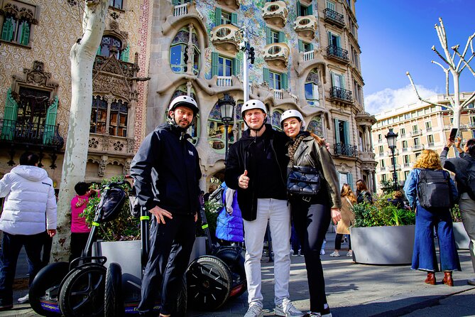 Gran Gaudi - 3H Segway tour - Casa Milà, also called La Pedrera