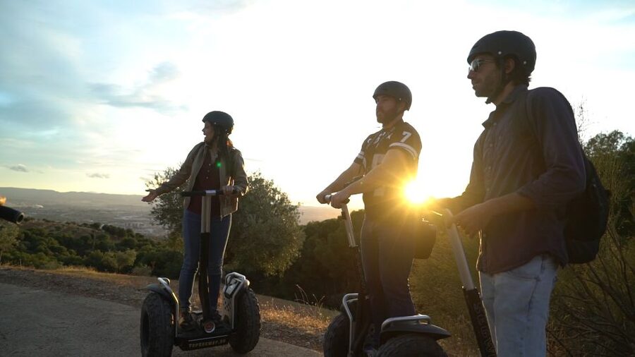 Granada: Albaicin and Sacromonte Segway Tour - Should you book it?