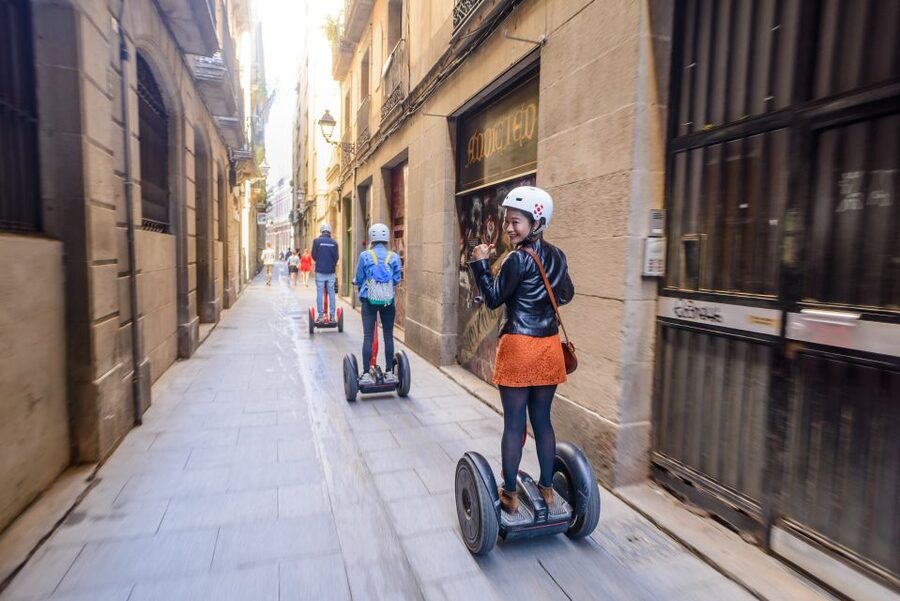Intro Segway Tour Barcelona 1h - Ciutadella Park and the Cascada Monumental