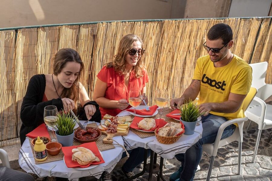 Lisbon: Segway Food Tour of Alfama and Old Town Lisbon - Commerce Square and the move into old Lisbon