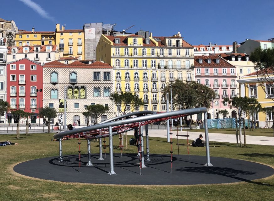 Lisbon: Segway Super Tour - Mercado da Ribeira and the riverfront return