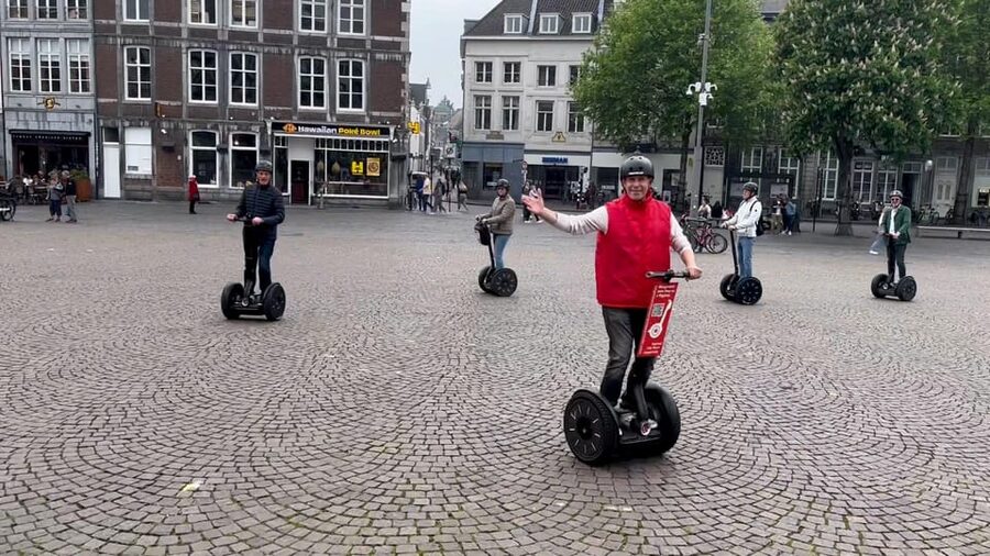 Maastricht: Segway City Tours - Along the Maas