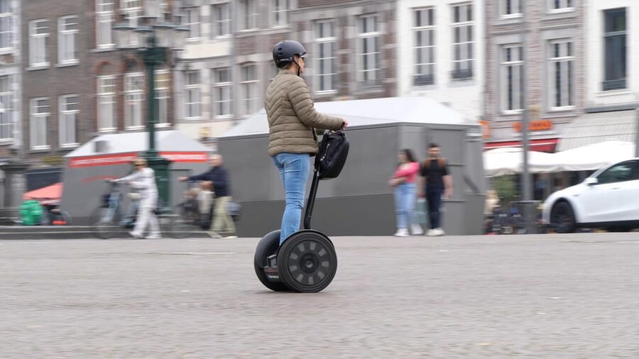 Maastricht: Segway City Tours - How the guide affects the experience