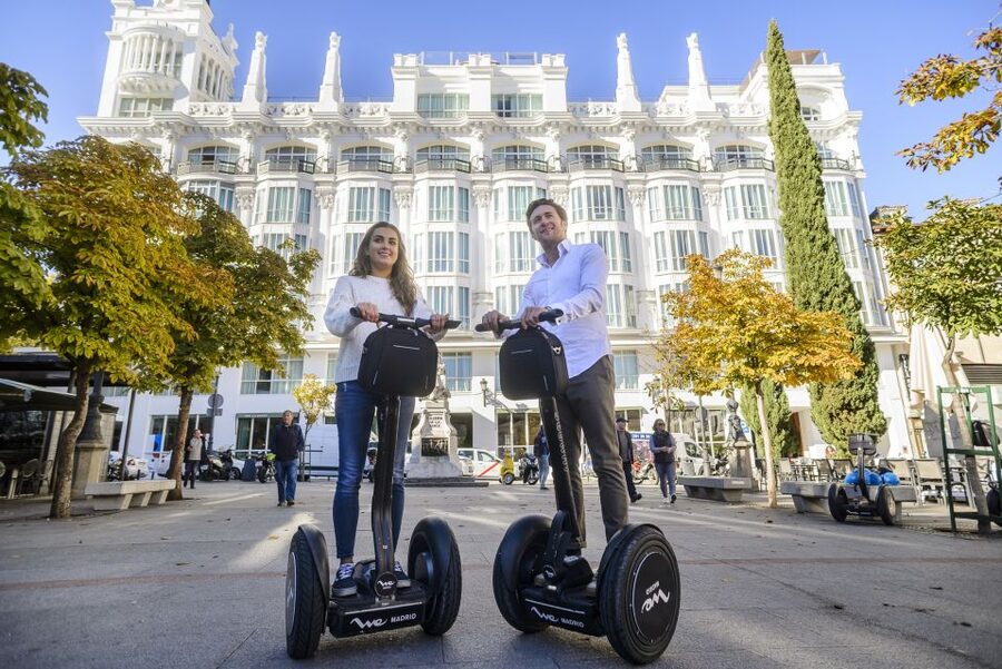 Madrid: 1.5-Hour Old Town Highlights Segway Tour - Starting at Calle de la Escalinata, 10