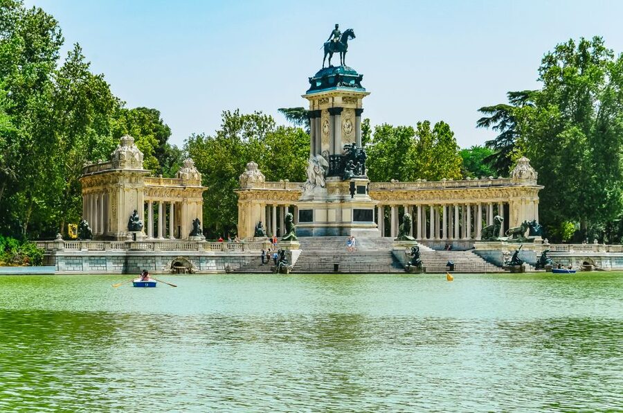 Madrid: Iconic Retiro Park Segway Tour - The Parterre and Madrid’s oldest tree