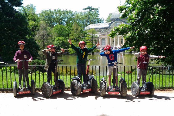 Magical and Iconic Retiro Park Segway Tour in Madrid - Starting at Av. de Menéndez Pelayo
