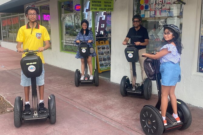 Ocean DR Segway Tour - Gliding past South Beach’s Art Deco buildings