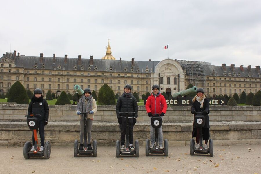 Paris: Guided Segway Tour - Champs de Mars, École Militaire, and the Eiffel Tower