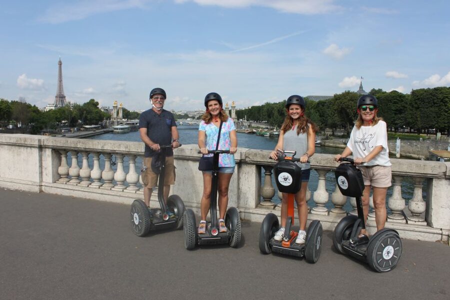 Paris: Guided Segway Tour - Starting at 101 Avenue de la Bourdonnais