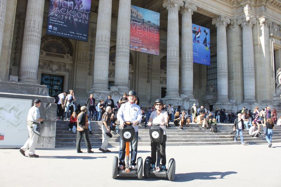Paris: Private Sightseeing Segway Tour - Crossing Pont Alexandre III