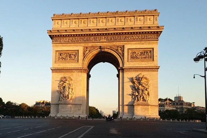 Paris Sunrise tour by Segway - Grand Palais and Petit Palais, reminders of 1900