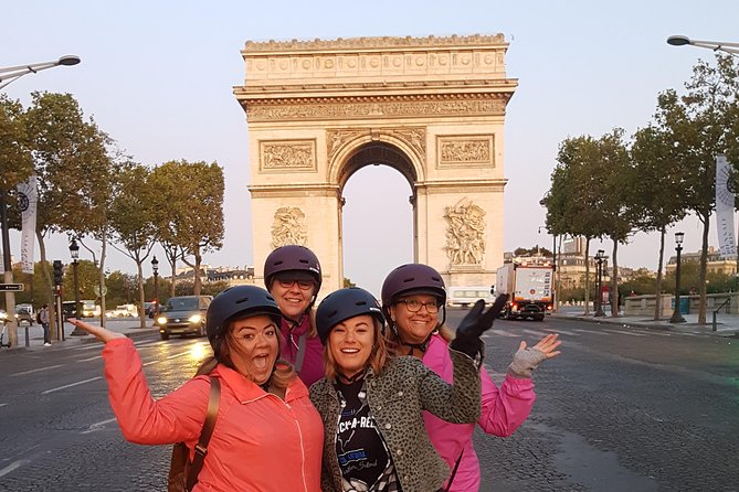 Paris Sunrise tour by Segway - The Eiffel Tower before the morning rush