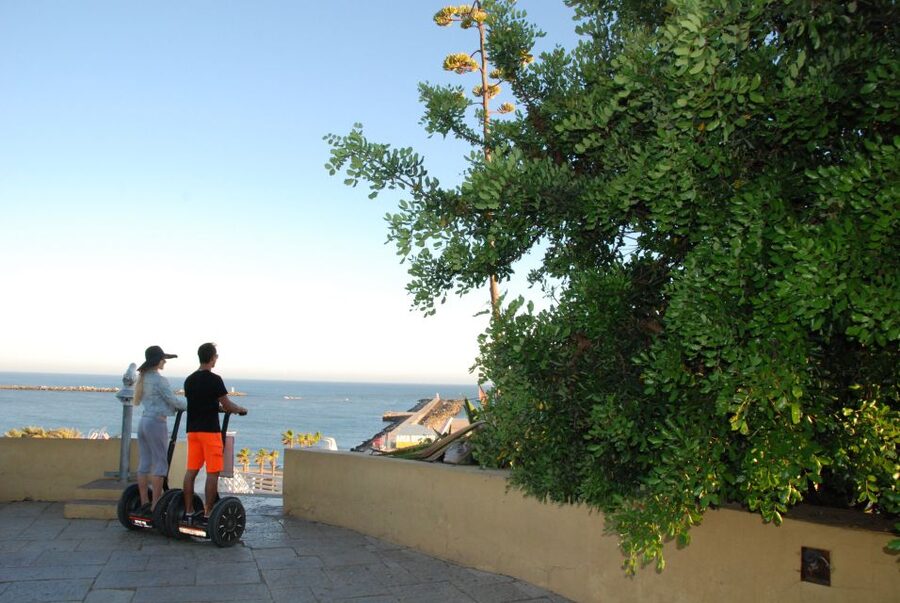 Portimão: 1.25-Hour Segway Tour - Lighthouse, pier, and open coastal views