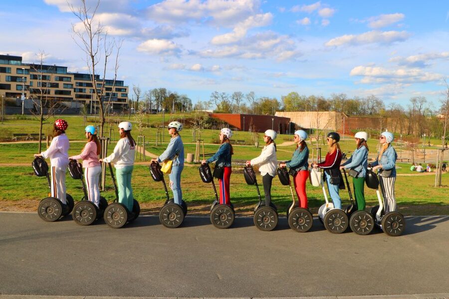 Prague: Segway Sightseeing Live-Guided Tour - Key points at a glance