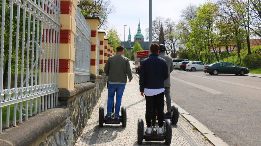 Prague: Segway Sightseeing Live-Guided Tour - What the guides add to the outing