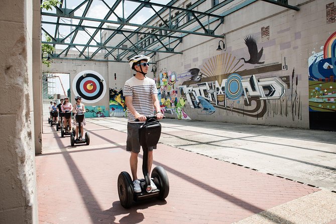 Richmond Landmark Segway Tour - Civil War context without entering the museum