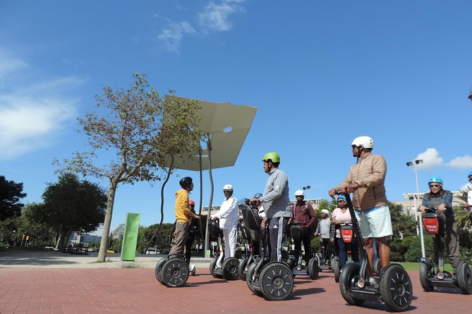 Segway Flexible Private Tour in Barcelona - Arc de Triomf and the broad paths of Ciutadella Park