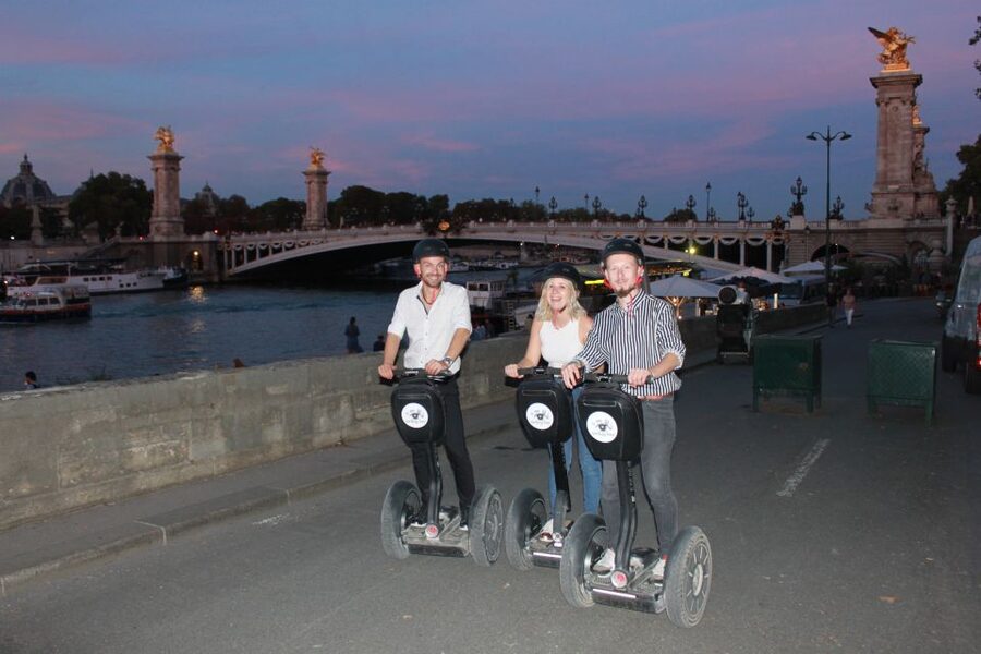 Segway private tour Lights of Paris - What the private format changes