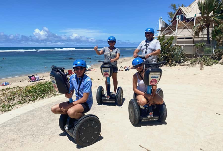 Segway Saint Pierre Town Tour Reunion Island - Petit Boulevard de La Plage: a longer pause