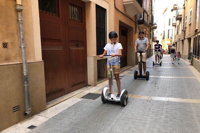 Segway Tour 1 Hour in Palma - Why the small group changes the experience
